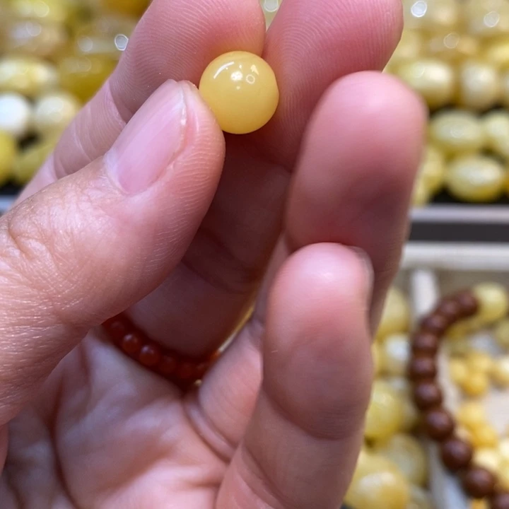 裸石琥珀未镶嵌原矿蜜蜡配饰