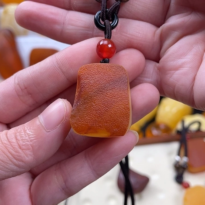 蜜蜡项链未镶嵌10.7克