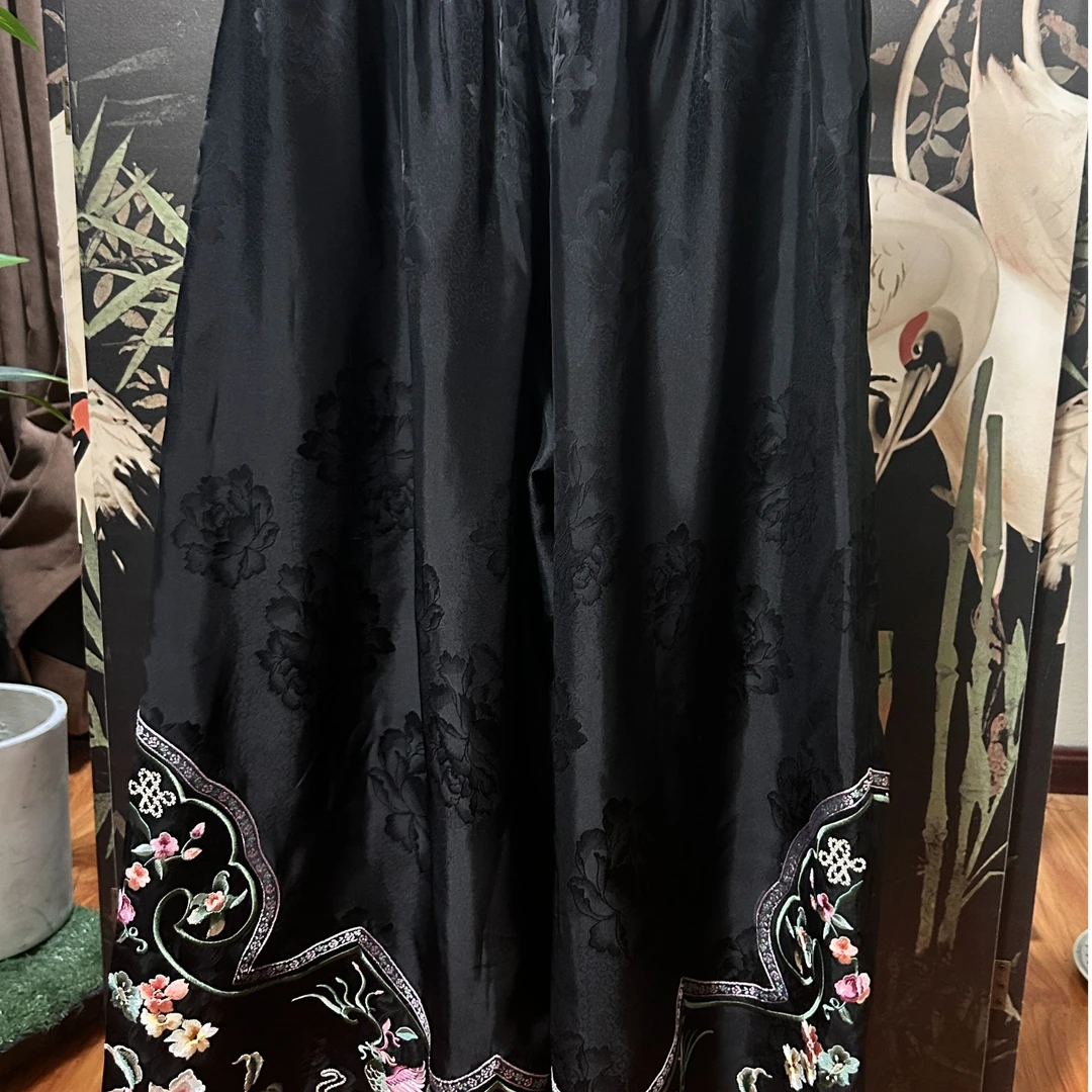 素女馆新款重工刺绣复古如意裤子