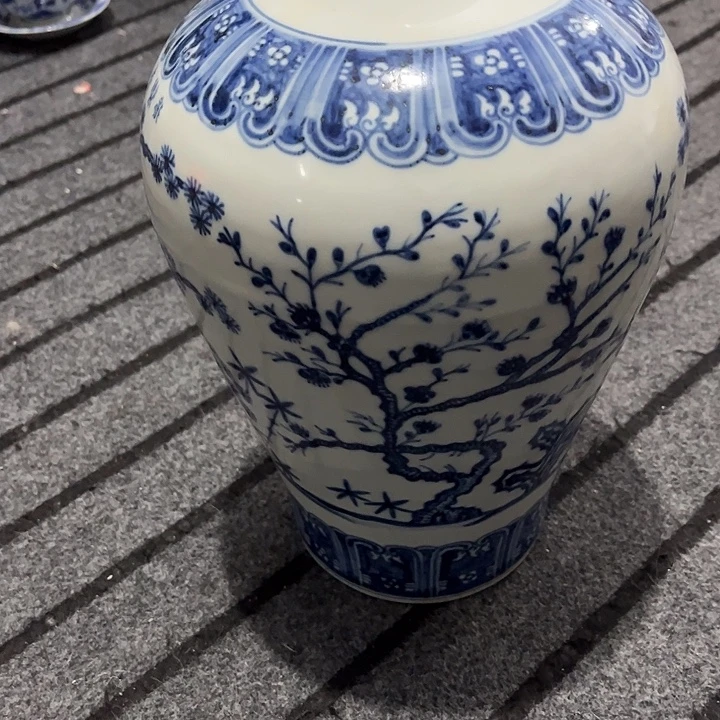 一***爱其他岁寒三友青花梅瓶