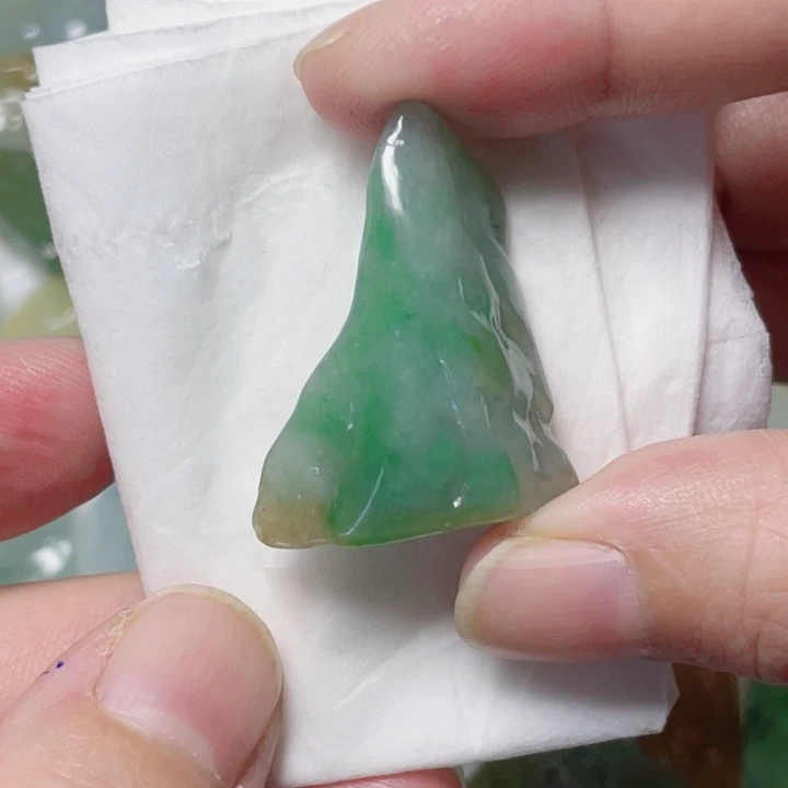 定制翡翠未镶嵌包工