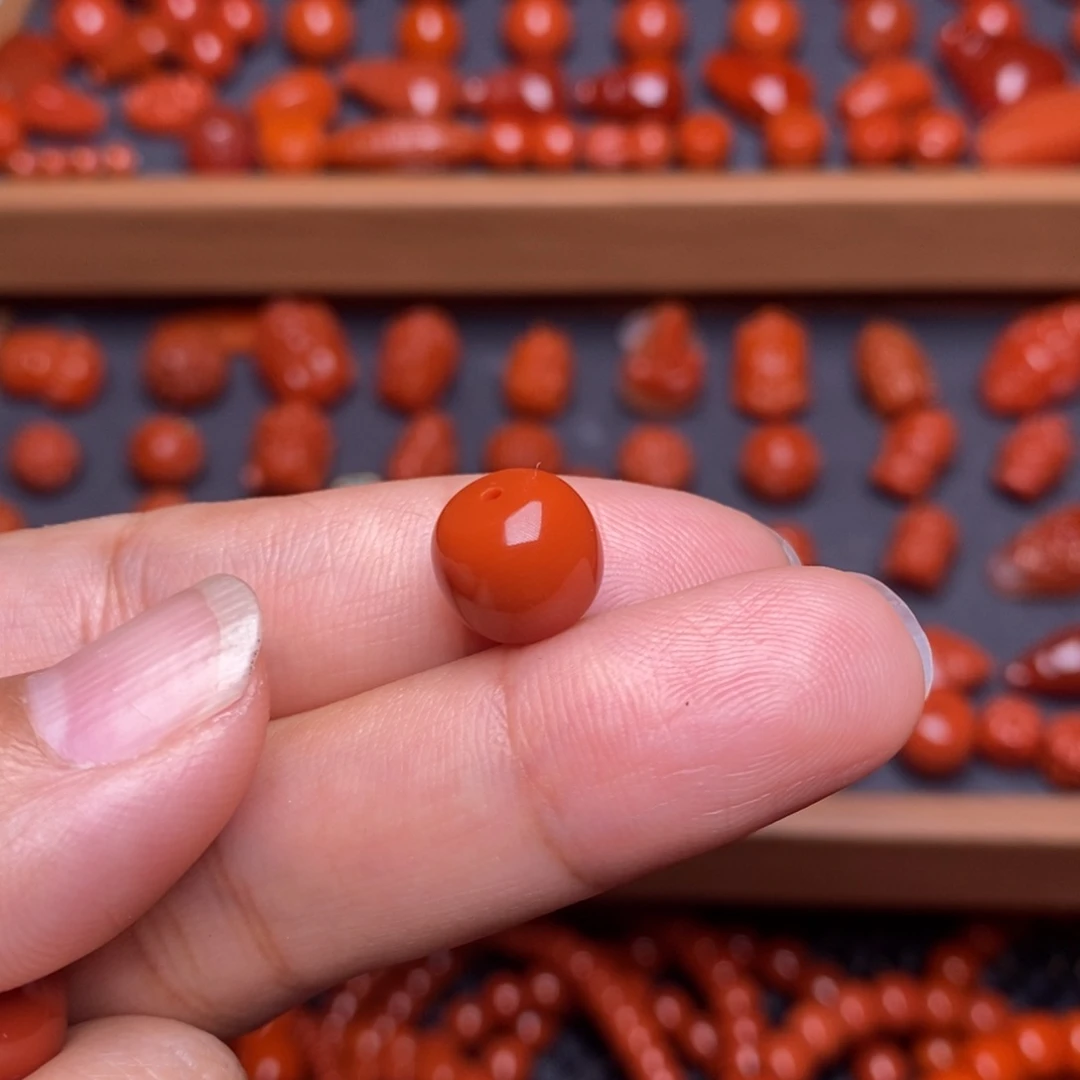 南红玛瑙配饰未镶嵌山*?配饰