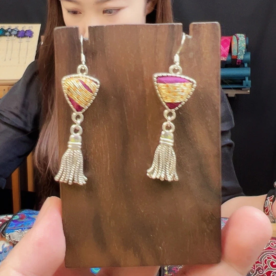 黄铜925银布艺手工刺绣
