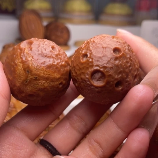 手串/手链橄榄核陨石坑一对
