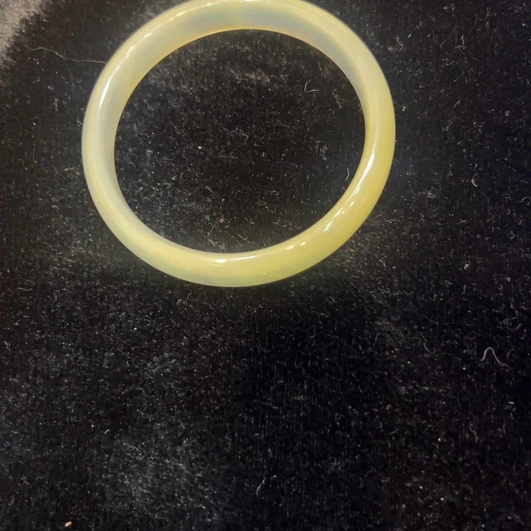 乐***妃玛瑙/玉髓合金手镯