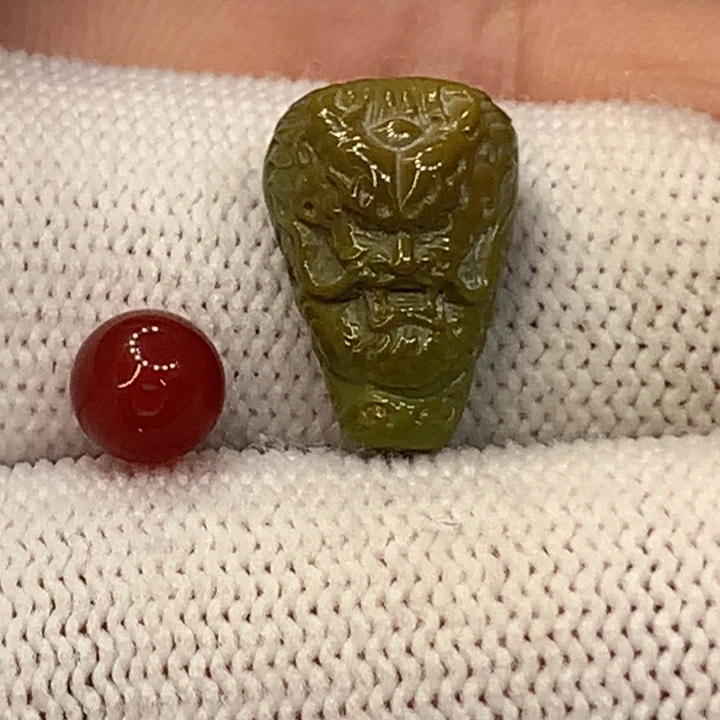 南红玛瑙未镶嵌珠宝半成品戮*