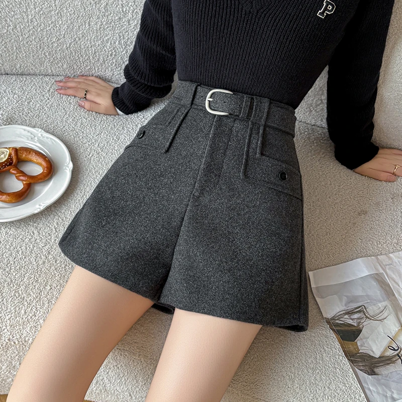 休闲短裤女2025秋冬新款高腰百搭A字阔腿裤韩版时尚显瘦毛呢短裤