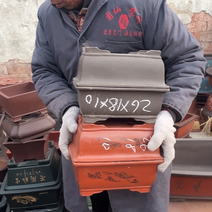 紫砂紫砂花盆和小盆栽