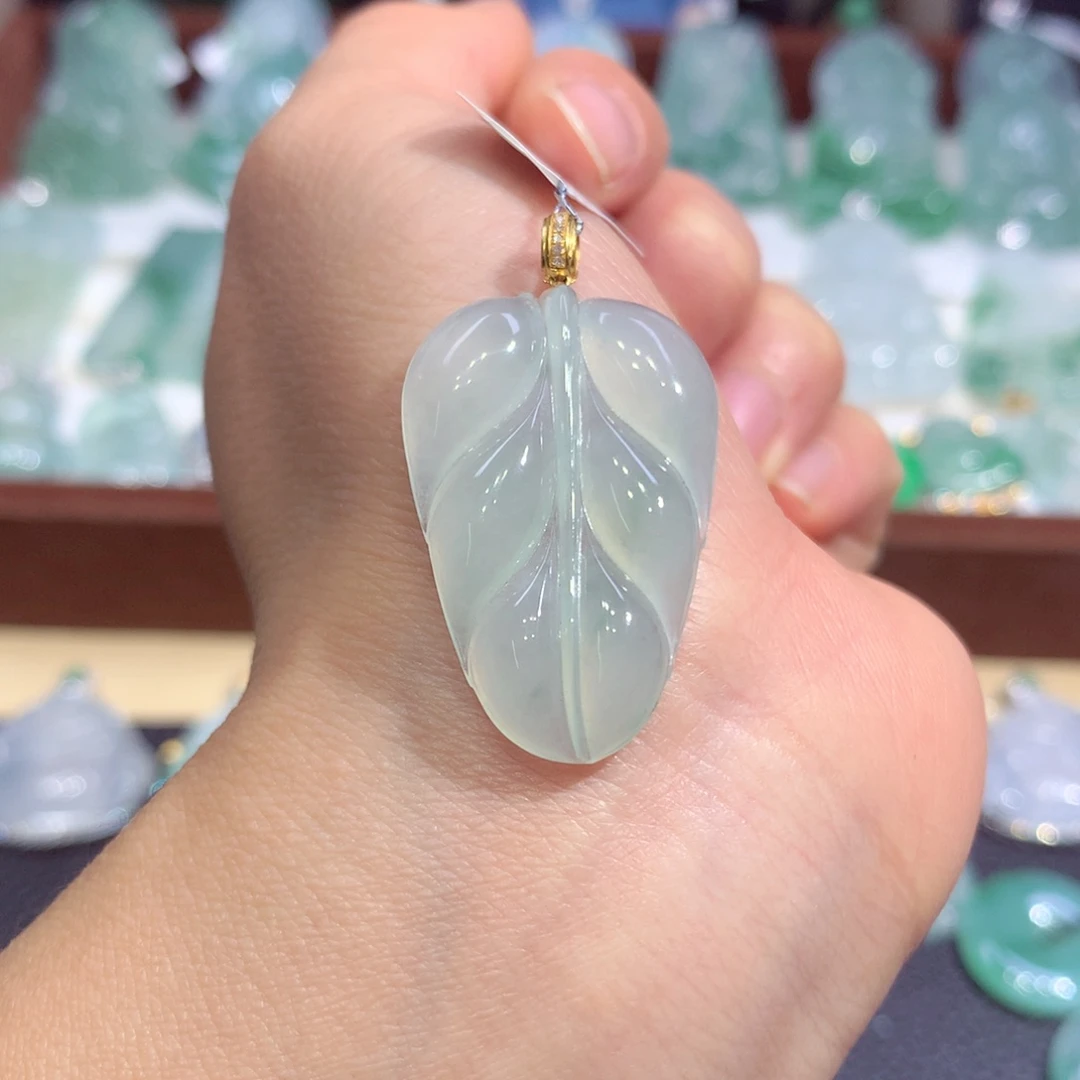 吊坠(不含链)18K金镶嵌翡翠