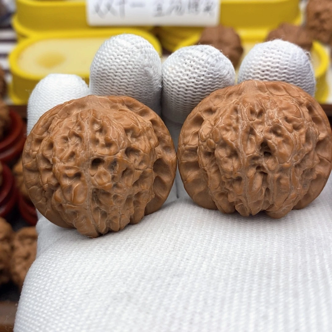 半***科吊坠文玩核桃39尺 全品血麒麟 41.7克 41