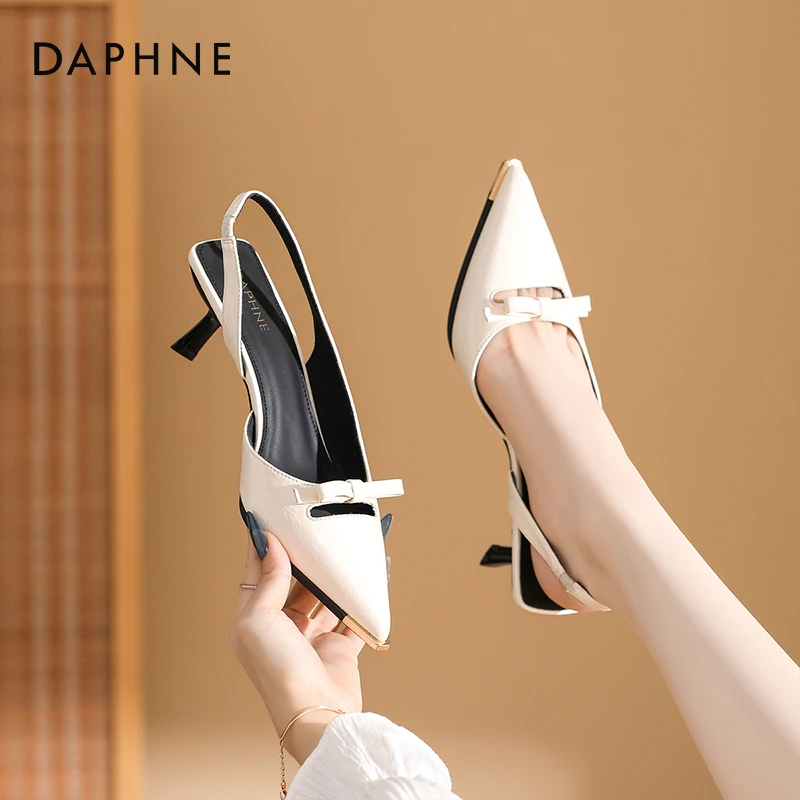 达芙妮蝴蝶结甜美包头凉鞋女2025秋秋新款法式一字带单鞋细高跟鞋