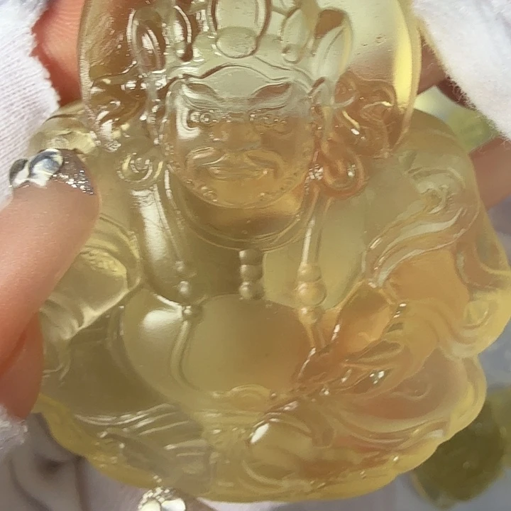 觅***兮水晶车挂未镶嵌水晶
