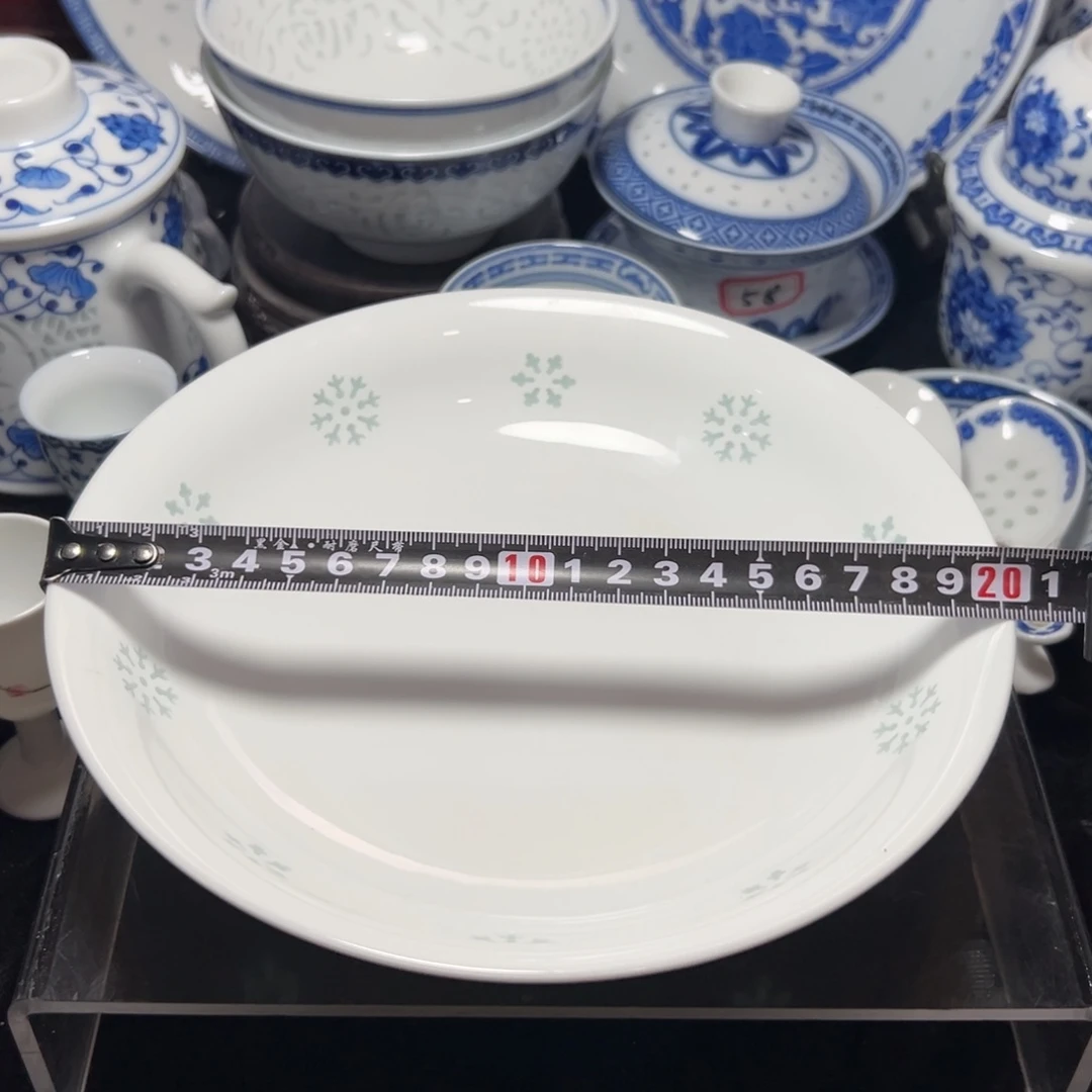 碗素玲珑雕塑雪花八寸盘