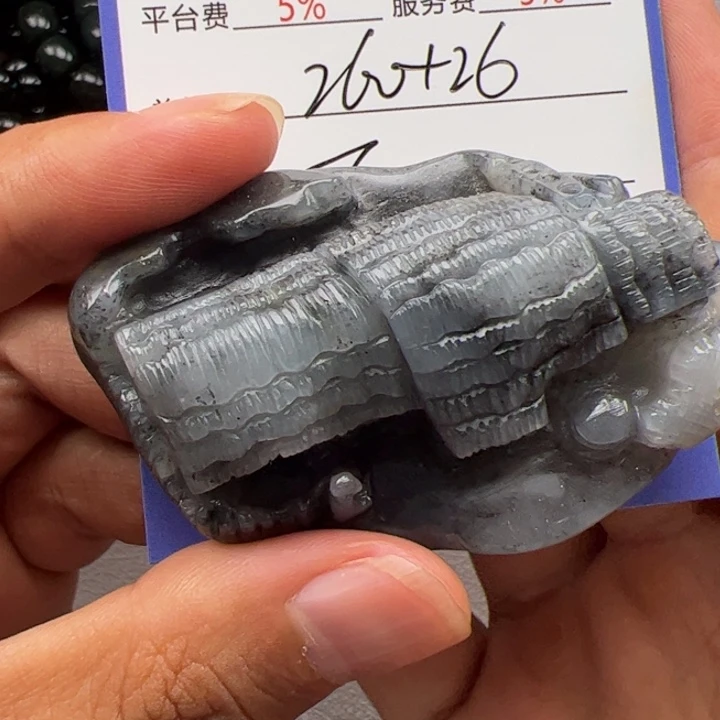 r***3和田玉未镶嵌颈饰