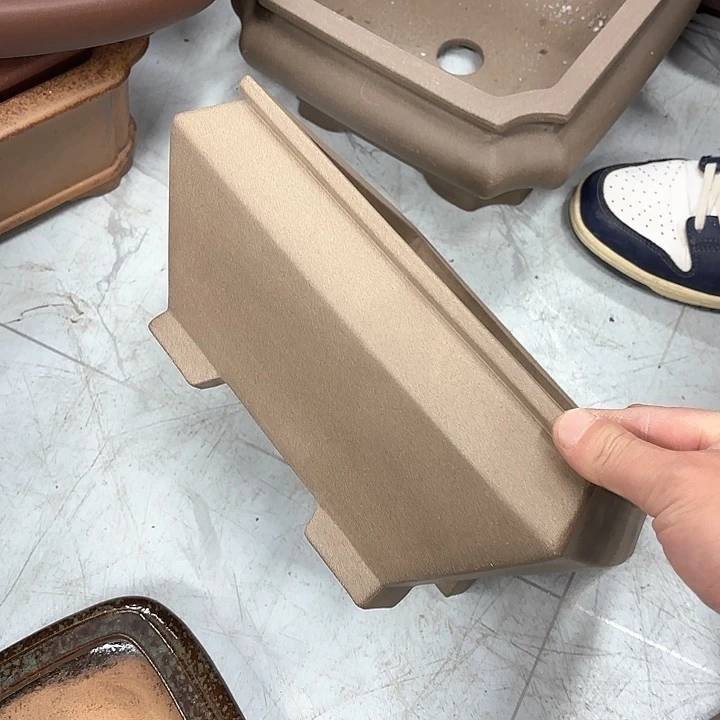 紫砂花盆紫砂的颜色很好看呀