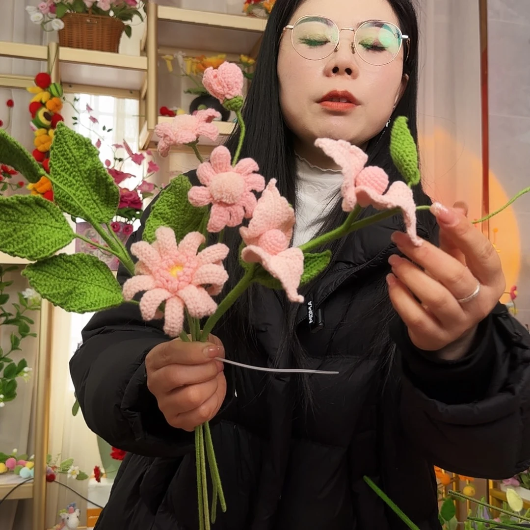 手工钩织设计花束