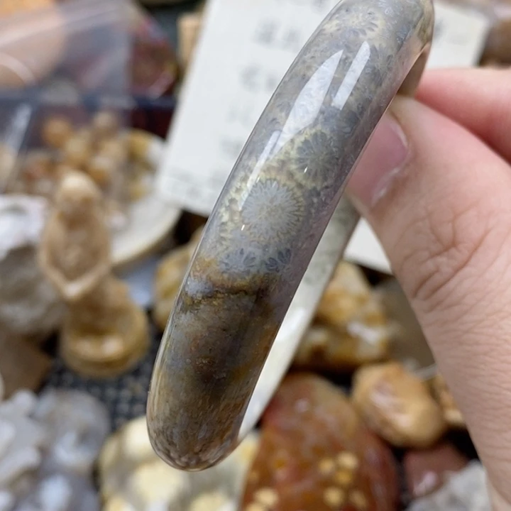 石英质玉未镶嵌颈饰54