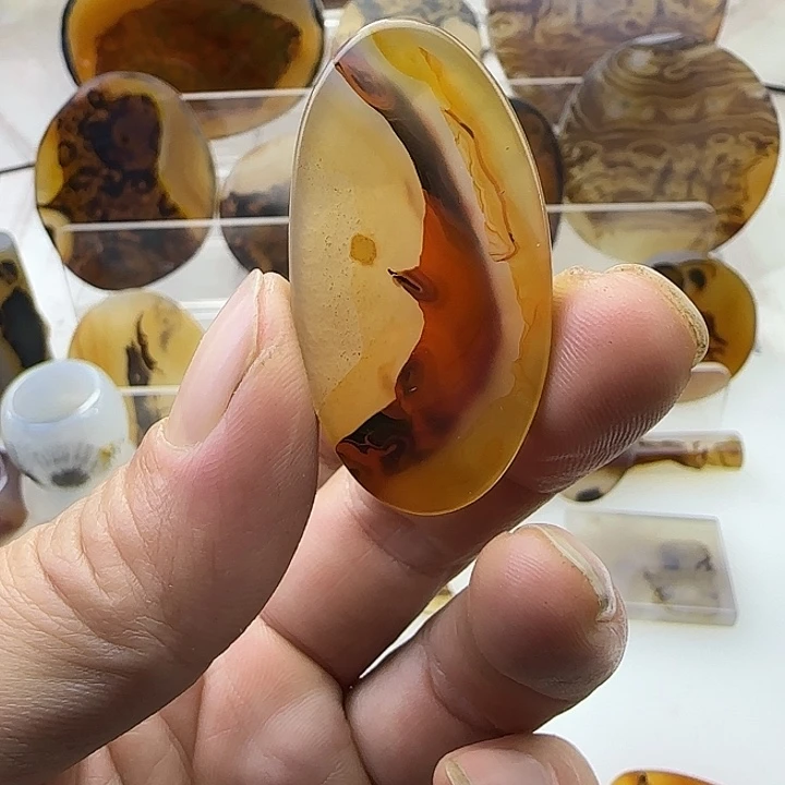 玛瑙/玉髓未镶嵌颈饰