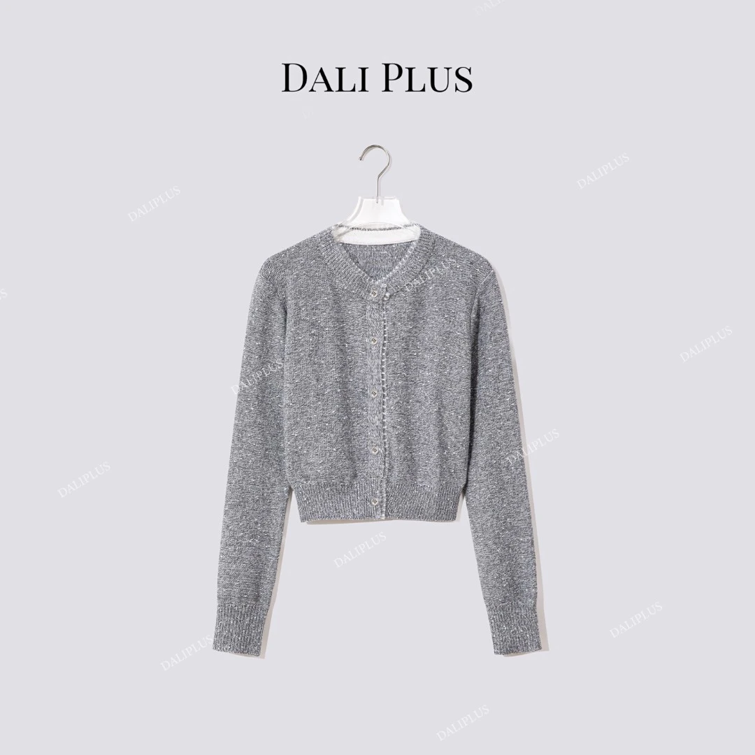 DALI PLUS“绵羊毛”圆领单排扣法式香风针织开衫-D5ST1295