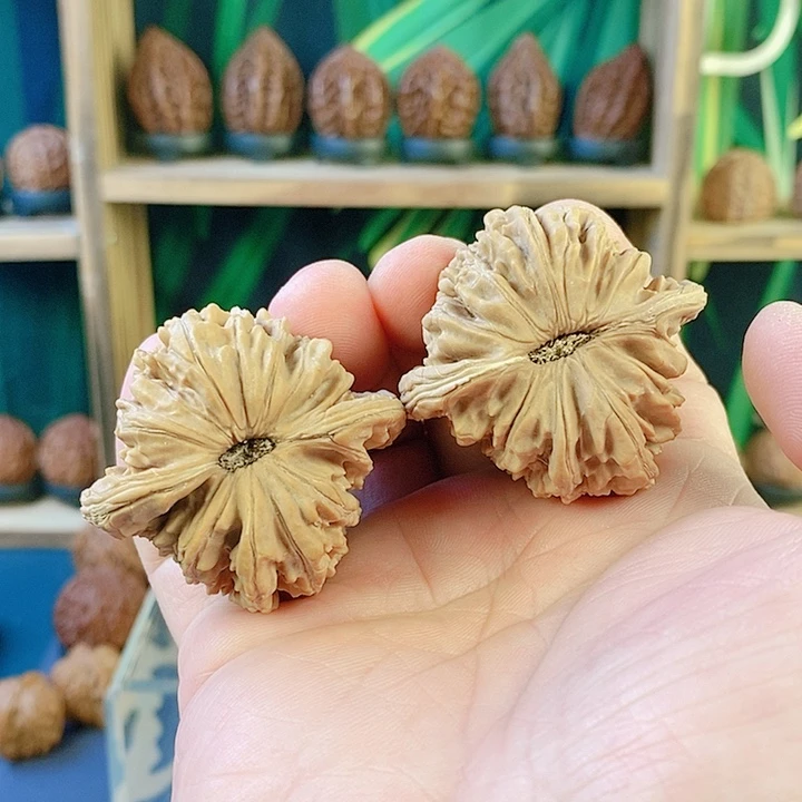 文玩核桃吊坠平谷楼45尺