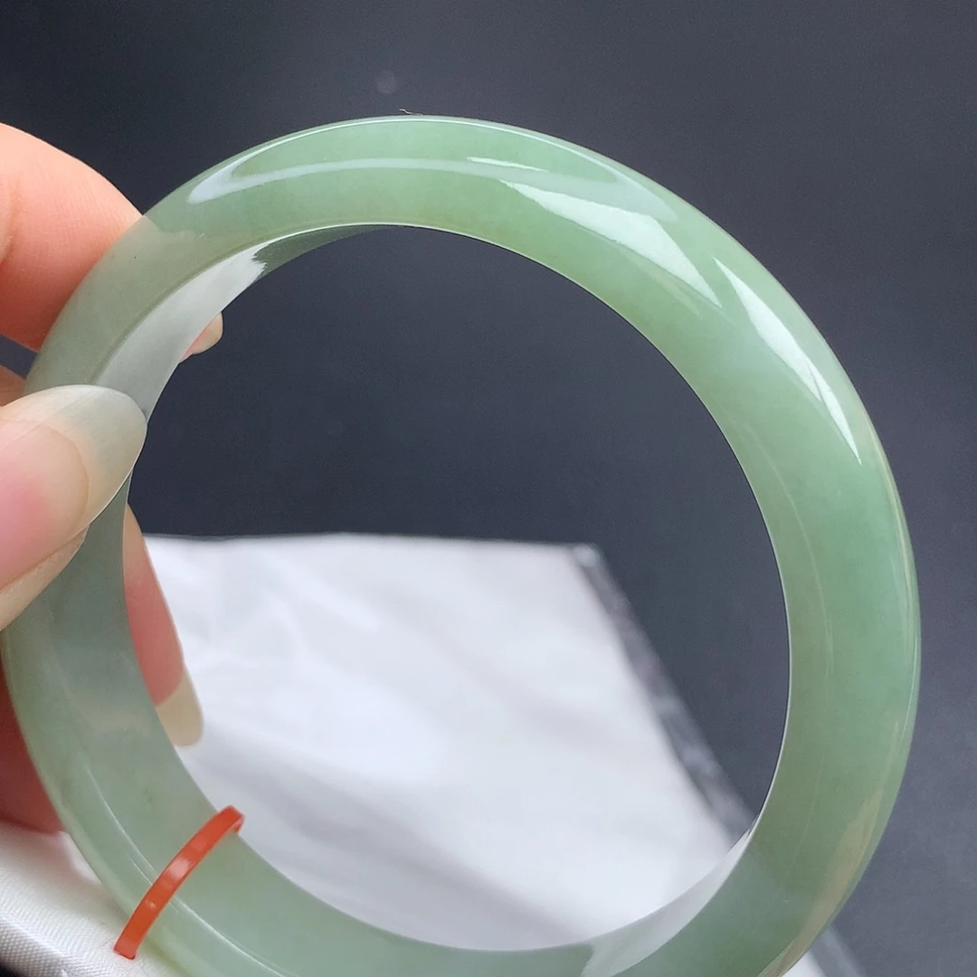 翡翠未镶嵌手镯60圈口