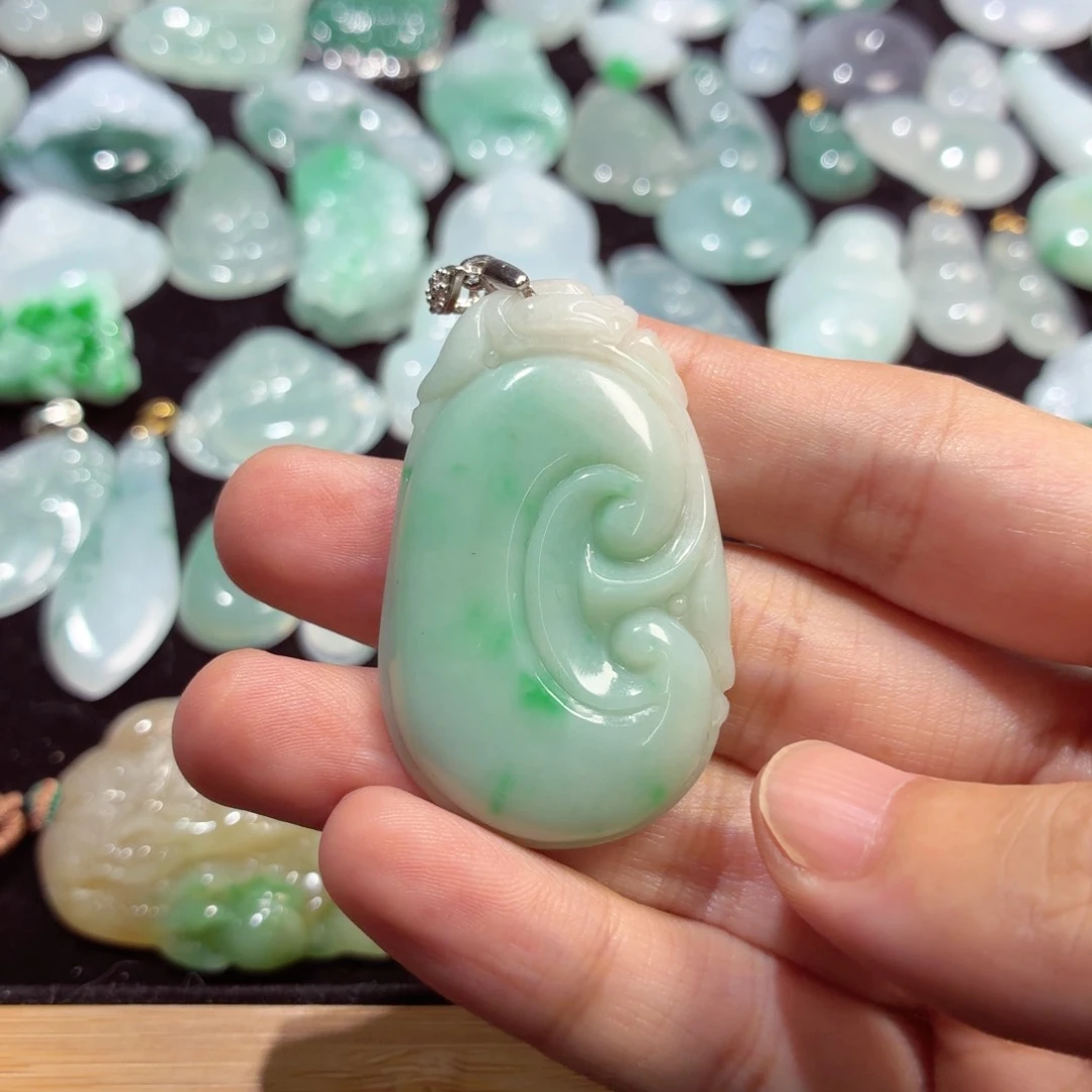 翡翠未镶嵌吊坠(不含链)