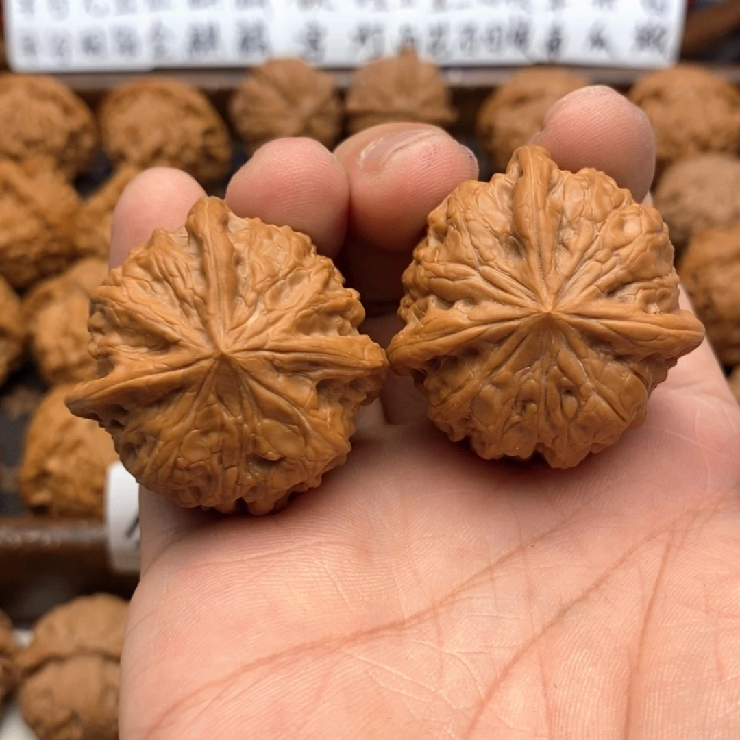 吊坠文玩核桃39尺 全品平谷凹底三棱 51