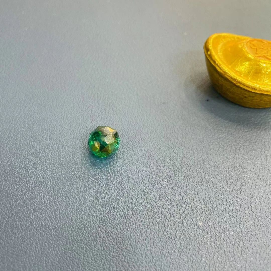 璀璨设计Y1997金绿配摆件J89