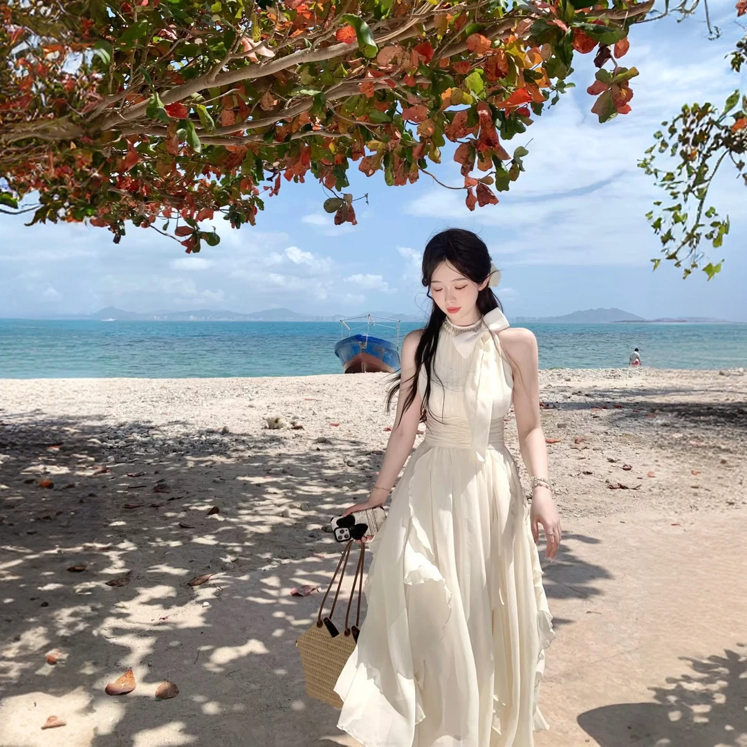 法式气质挂脖连衣裙收腰显瘦无袖设计仙女长裙夏季