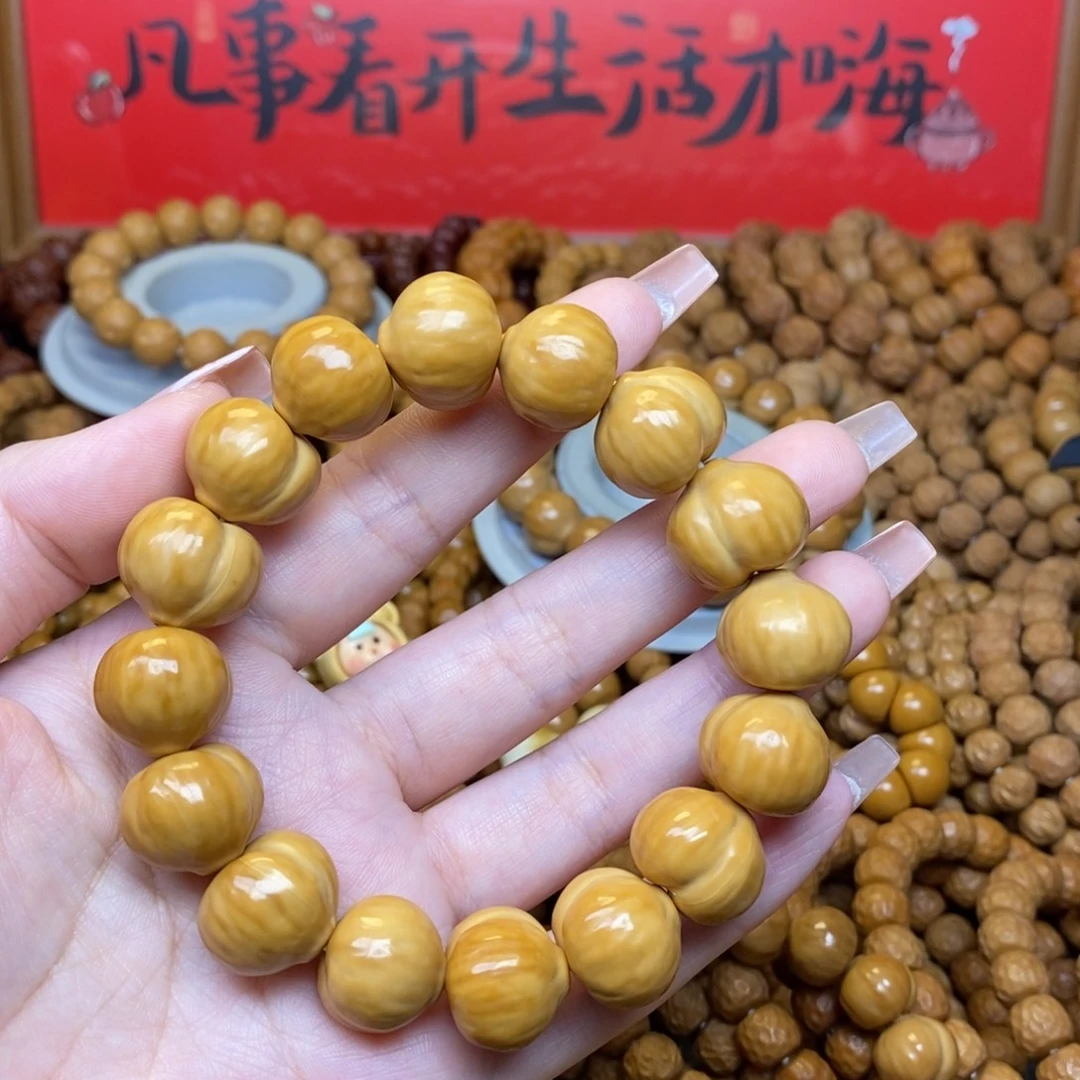 ****o猴头二等17➕尺屁桃手串