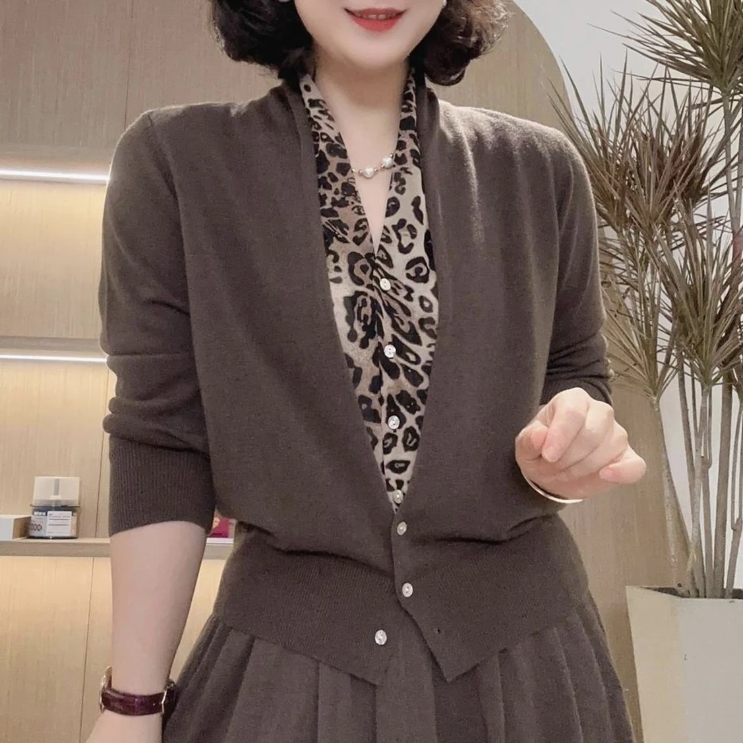 2025秋季新款时尚洋气百搭高级豹纹假两件衬衫花色拼接减龄妈妈衫