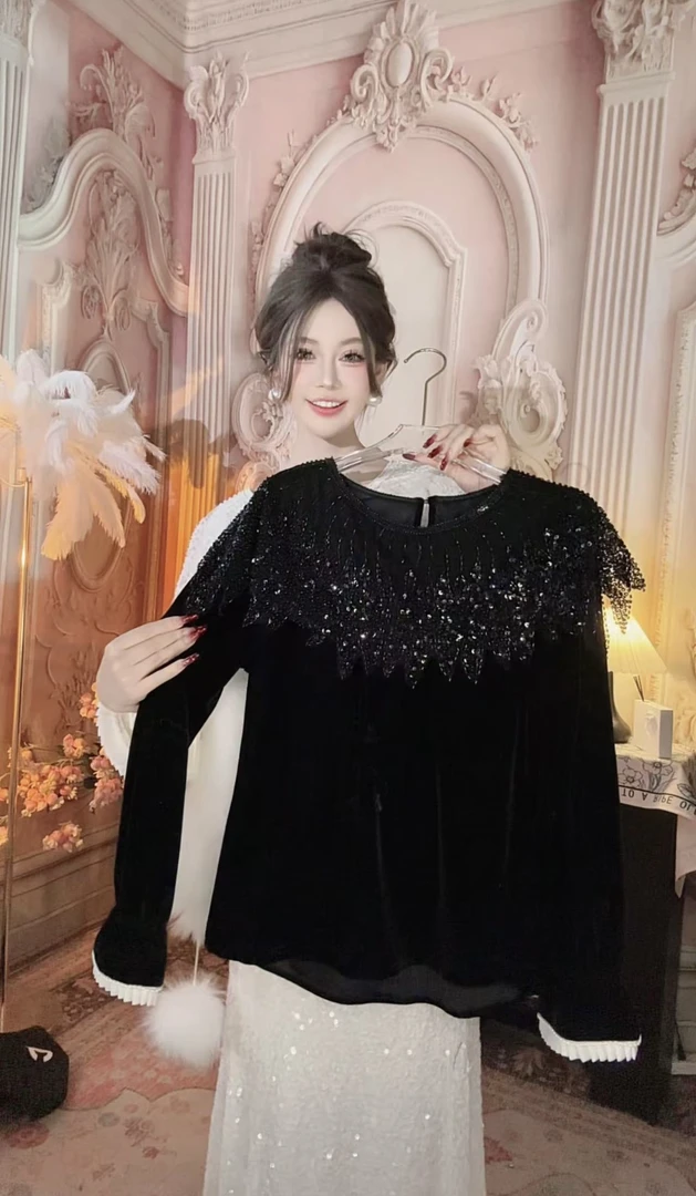 【崔】T0040女士刺绣丝绒圆领创意重工亮片黑色百搭长袖套头女装