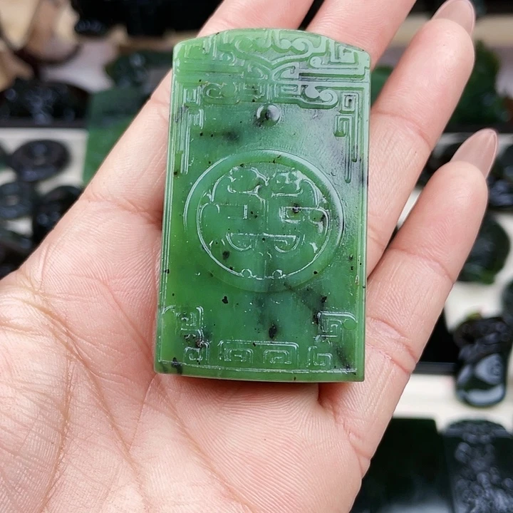 蛇纹石玉未镶嵌挂件泰山玉仿古兽牌