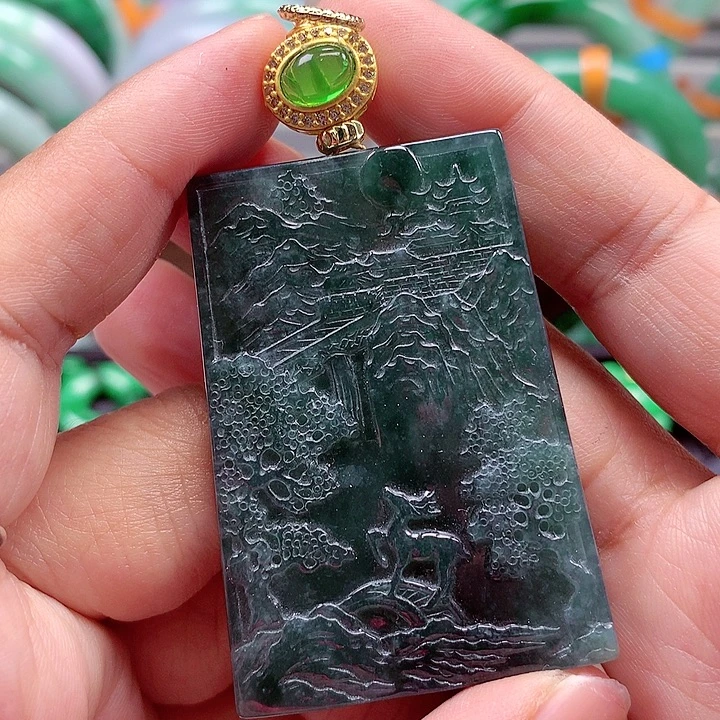 翡翠未镶嵌颈饰翡翠