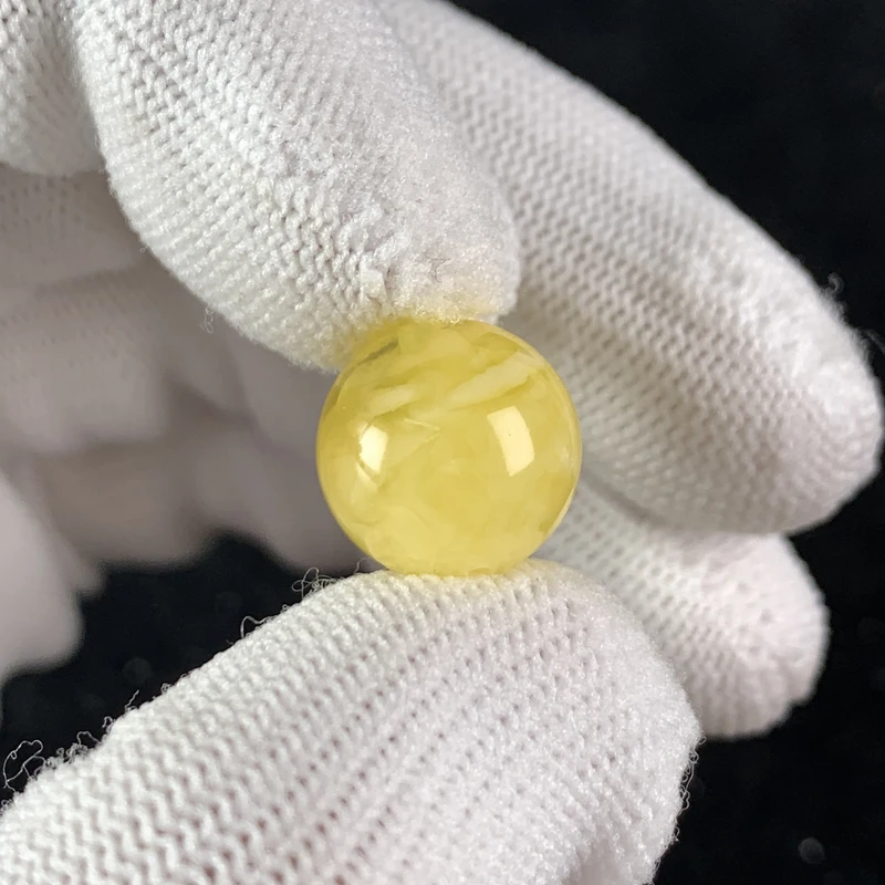 Y1113保真原矿俄料尺寸13mm蜜蜡单颗圆珠单珠隔珠配饰微瑕放漏