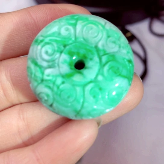 翡翠吊坠(不含链)未镶嵌