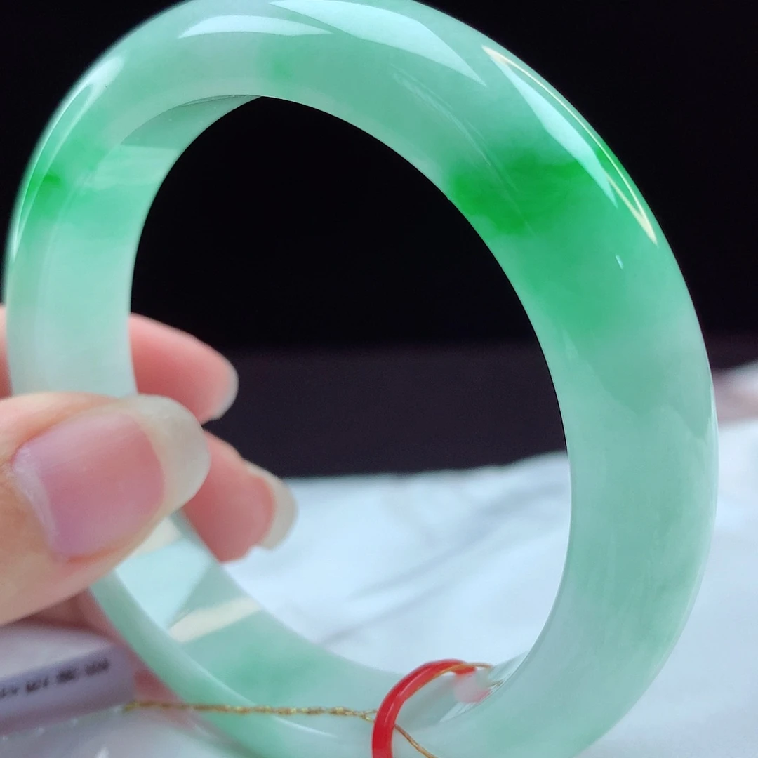 未镶嵌手镯翡翠114777，