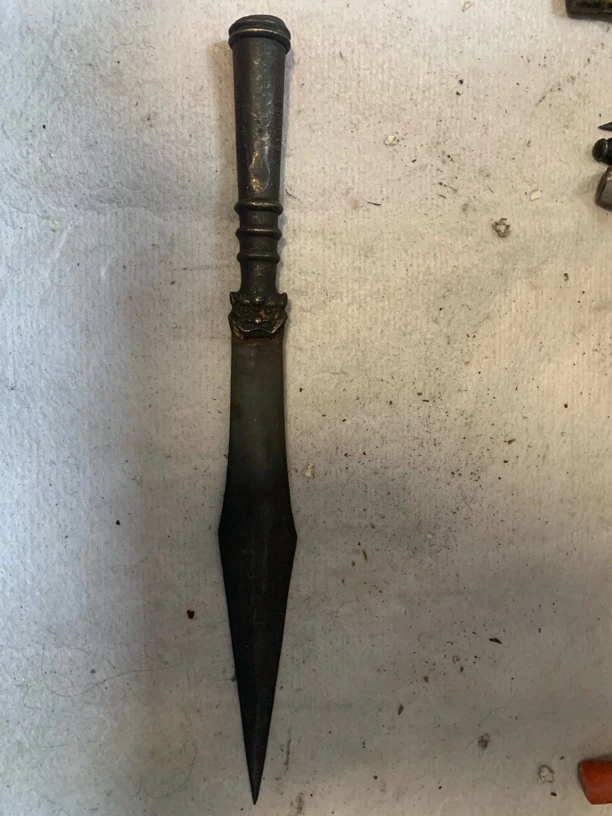 枪头 工艺品未开刃