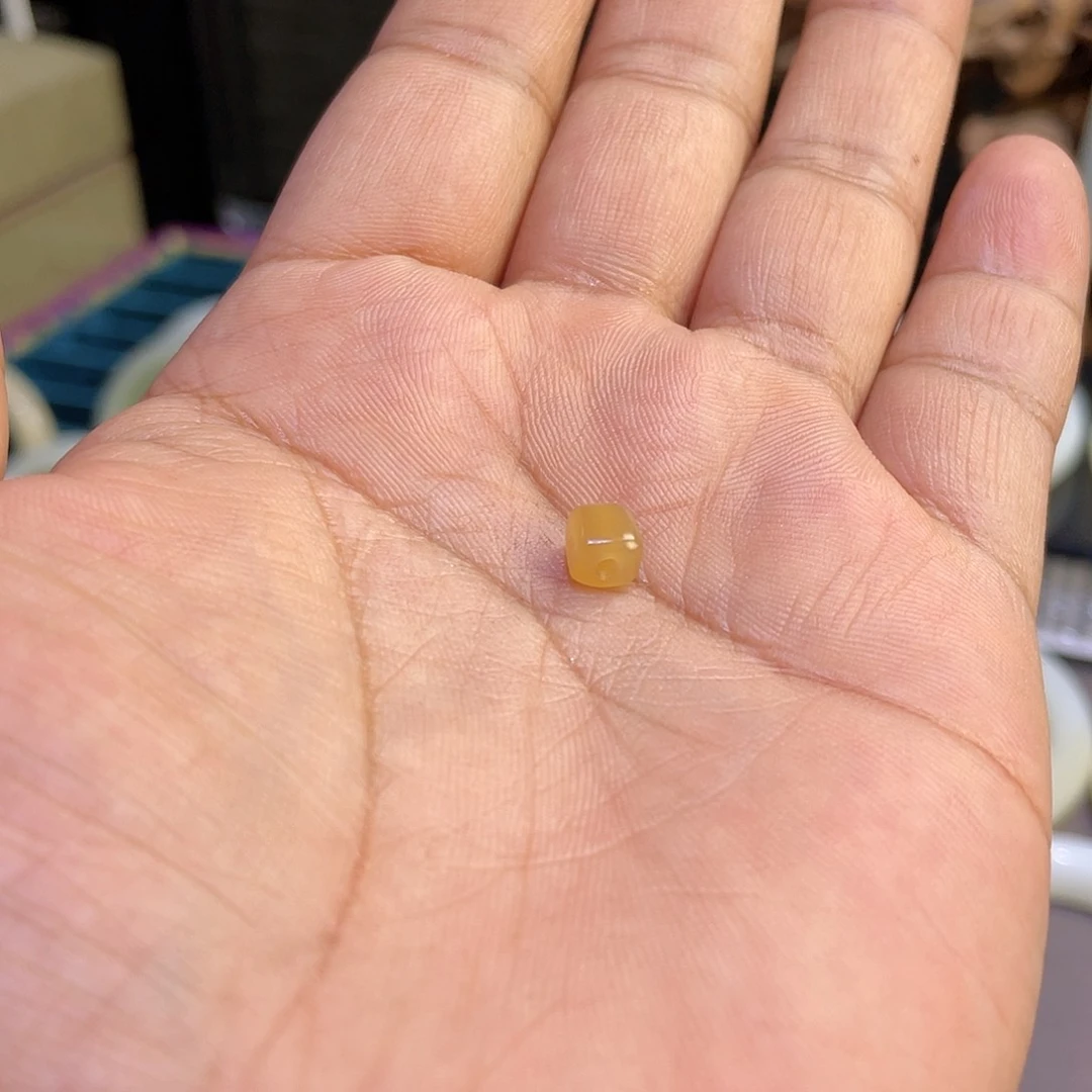 【闪购商品】和田玉手镯未镶嵌f*y