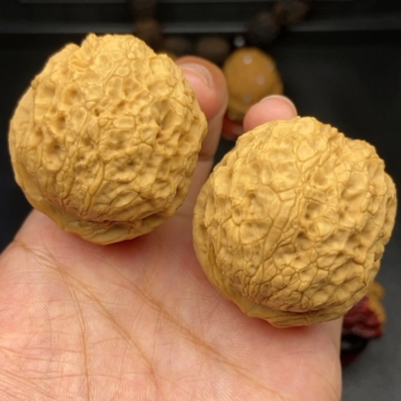 【闪购商品】文玩核桃把件43尺牡丹绣球58.5克