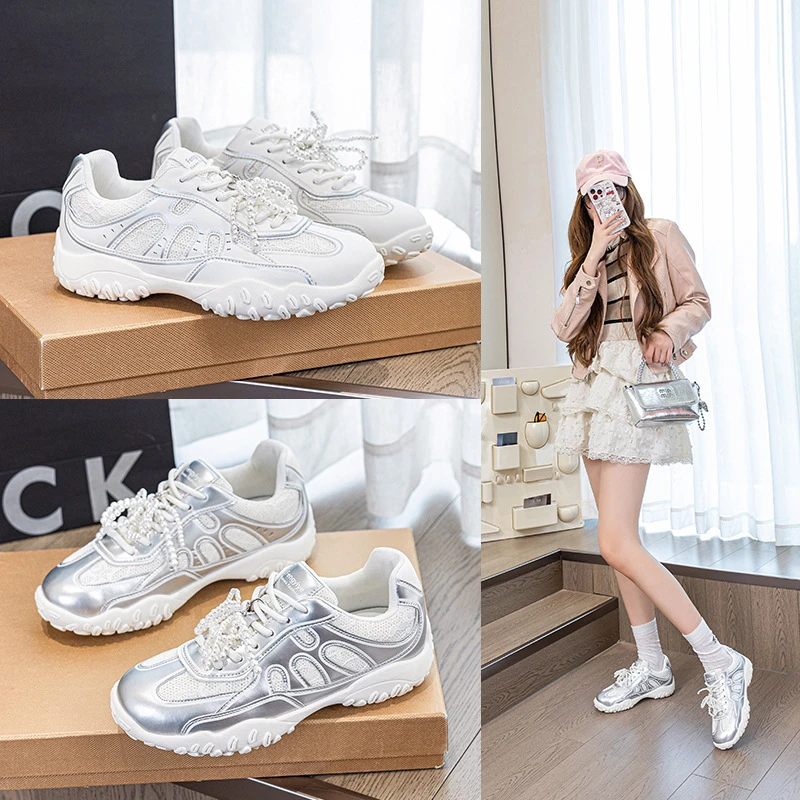 月牙底蕾丝珍珠休闲德训鞋女阿甘鞋2025春夏新款大码女鞋41-43