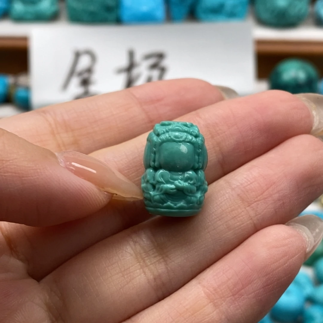 未镶嵌绿松石颈饰