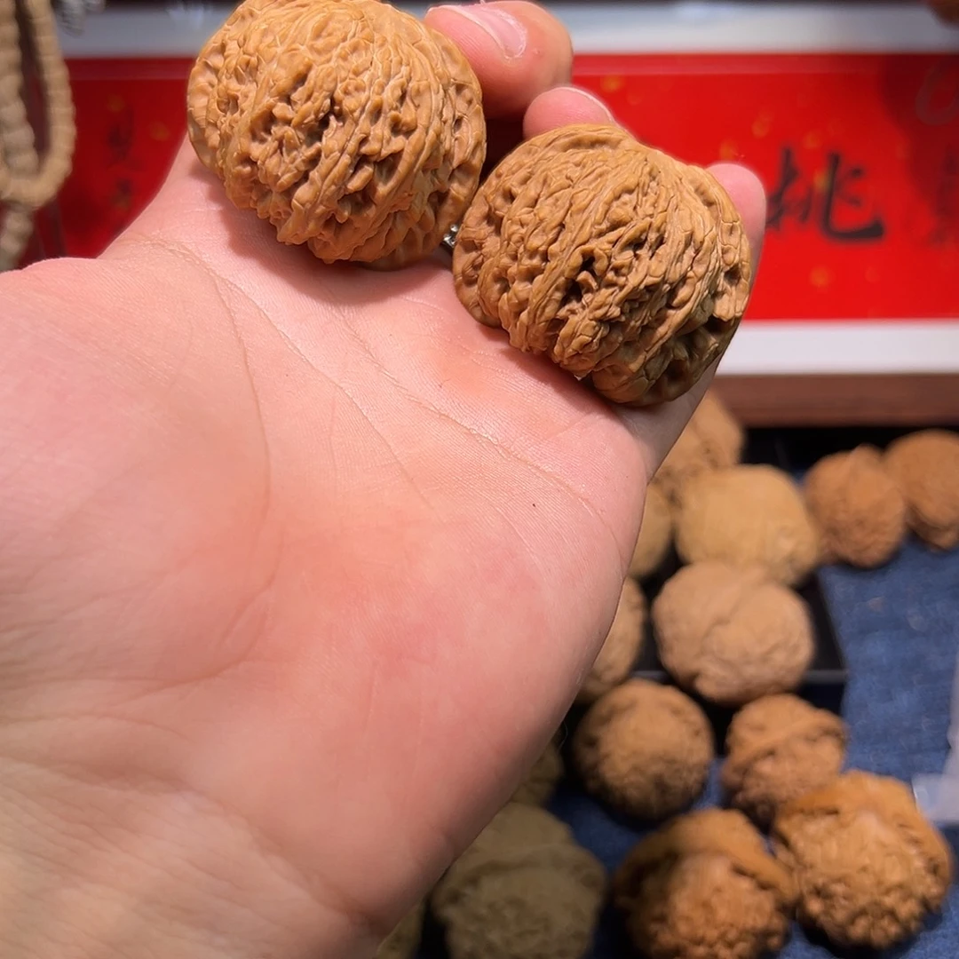 吊坠文玩核桃43全品矮桩密纹，底子特别棒