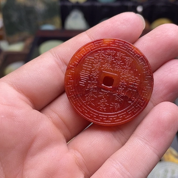蛇纹石玉挂件合金