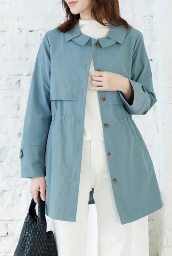 可爱花瓣儿领可收腰中长款风衣