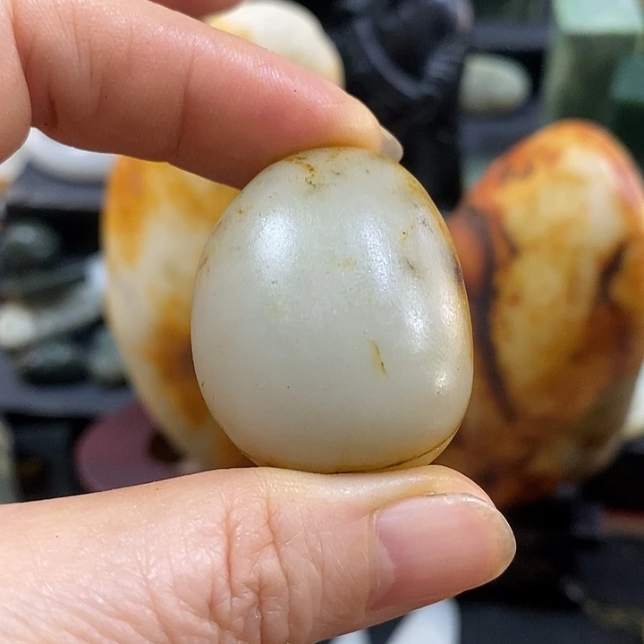 未镶嵌和田玉（糖玉）挂件