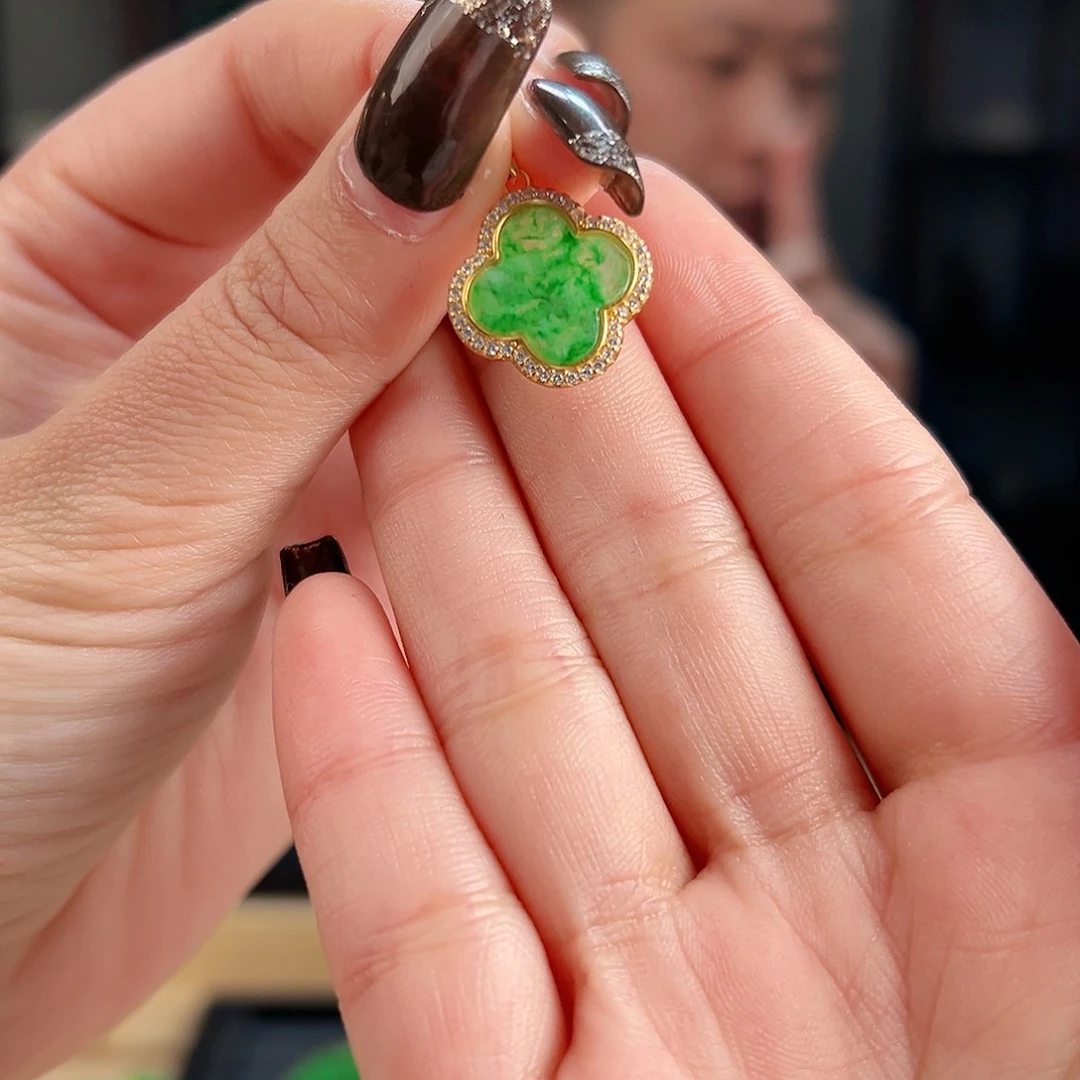 翡翠耳饰银S925镶嵌吊坠