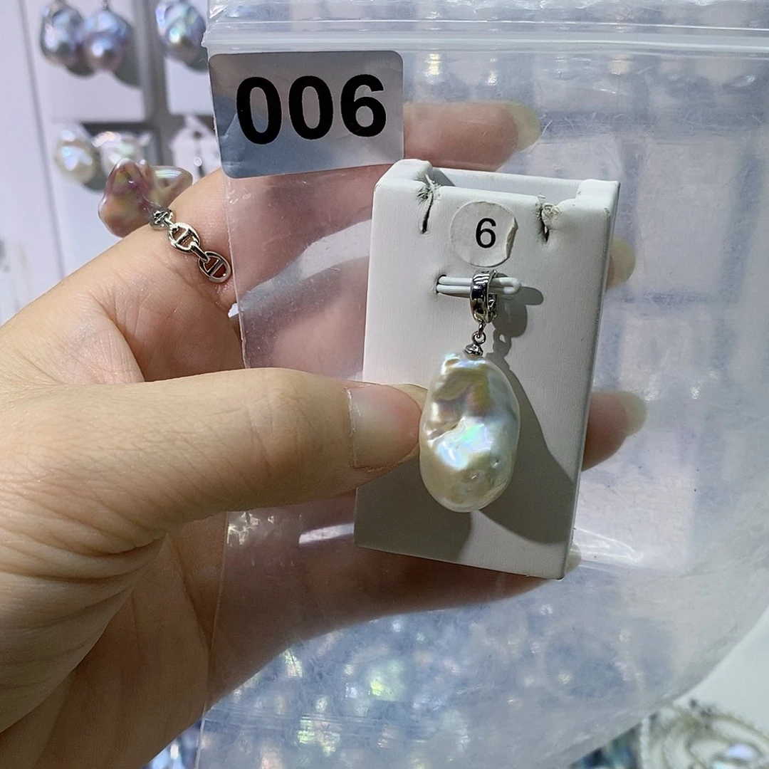 淡水珍珠合金颈饰