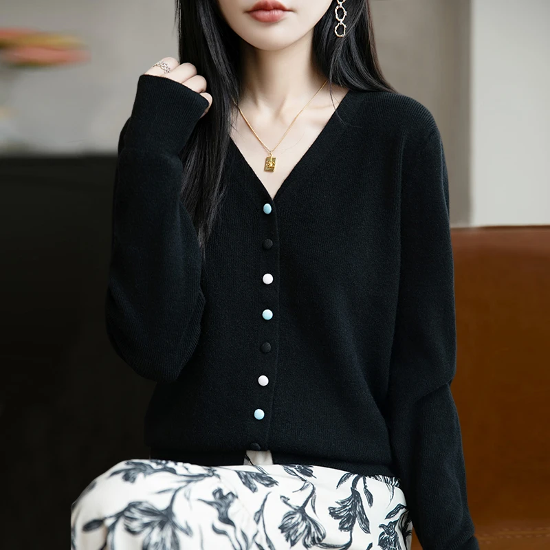 哥弟阿玛施正品毛针织衫早秋宽松纯色V领洋气开衫时尚百搭毛衣女