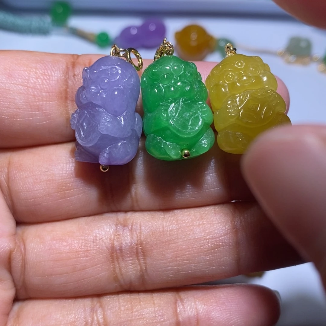 颈饰未镶嵌翡翠紫**?